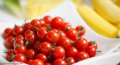 مانتری آکاساکا