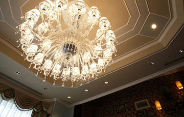 مانتری آکاساکا