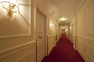 بست وسترن ساوی هتل دوسلدورف