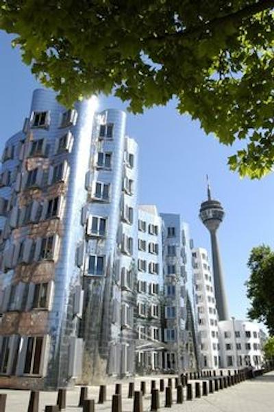 بست وسترن ساوی هتل دوسلدورف