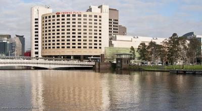 کرون پلازا ملبورن