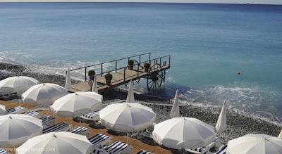 بی4 نیزا پارک