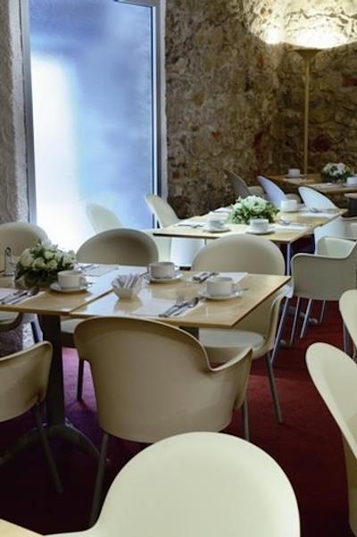 بی4 نیزا پارک