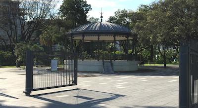 بی4 نیزا پارک