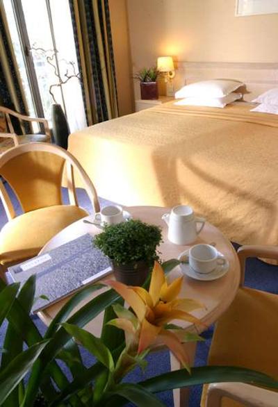 بی4 نیزا پارک