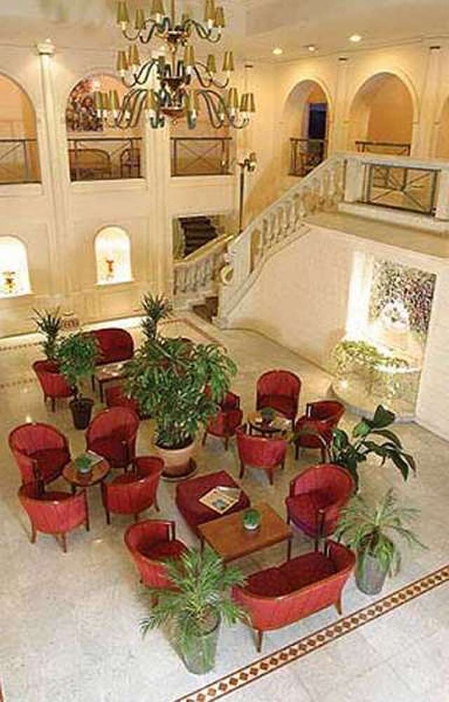 بی4 نیزا پارک