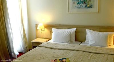 بی4 نیزا پارک