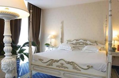 بی4 نیزا پارک