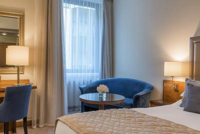 کورینتیا هتل سن پیترزبورگ