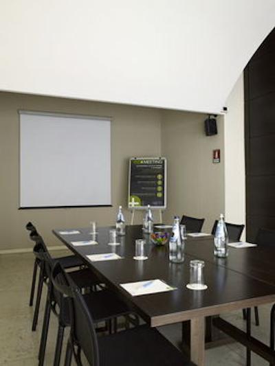 ان اچ میلانو پورتا نوا