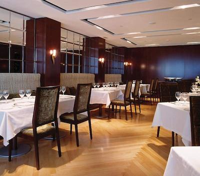 اورستارس گرند مارینا هتل