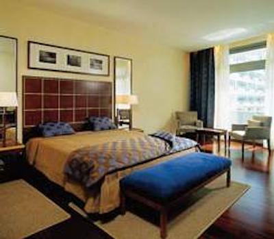 اورستارس گرند مارینا هتل