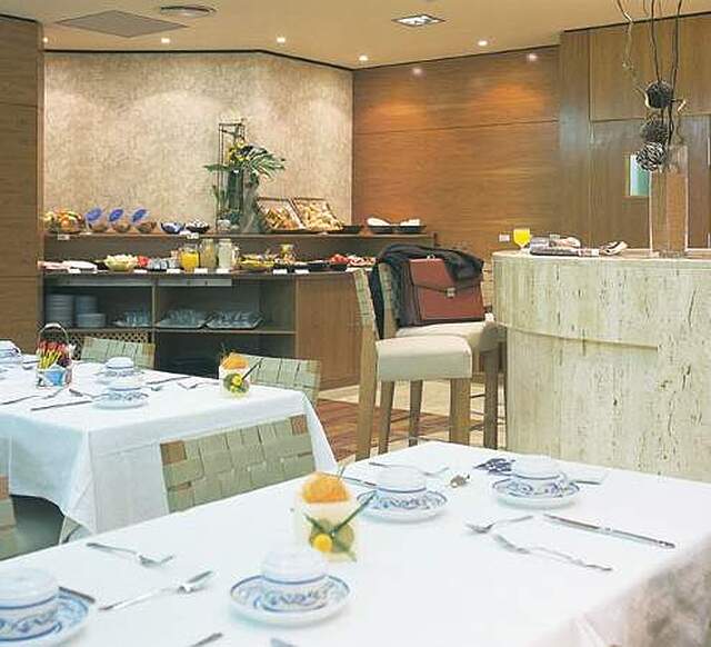 اکزه میتر