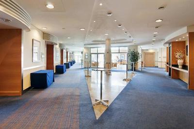 هتل وین ساوت