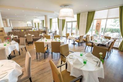 هتل وین ساوت