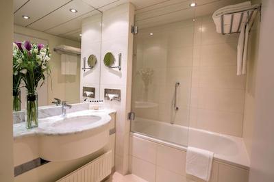 هتل وین ساوت