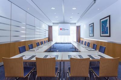 هتل وین ساوت