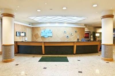 هتل وین ساوت