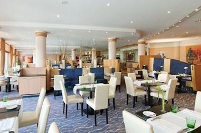 هتل وین ساوت