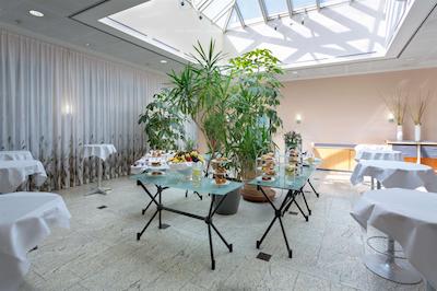 هتل وین ساوت