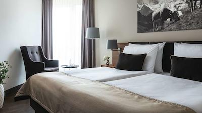 امرن هتل فلورا