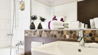 امرن هتل فلورا