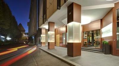 امرن هتل فلورا