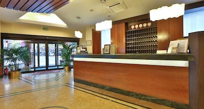 بست وسترن هتل میراژ