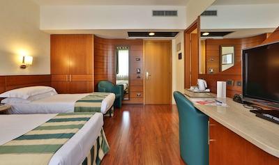 بست وسترن هتل میراژ