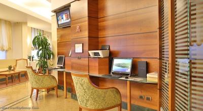 بست وسترن هتل میراژ