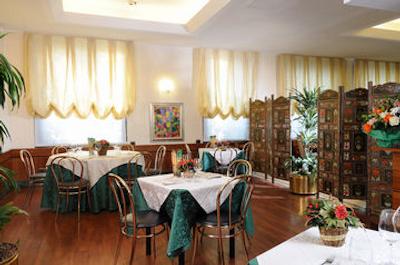 بست وسترن هتل میراژ