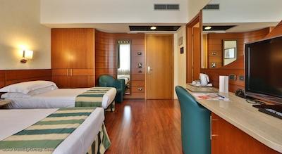 بست وسترن هتل میراژ