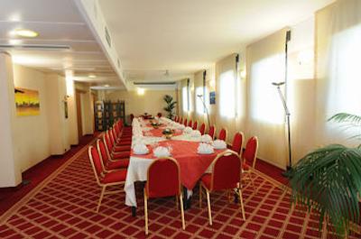 بست وسترن هتل میراژ