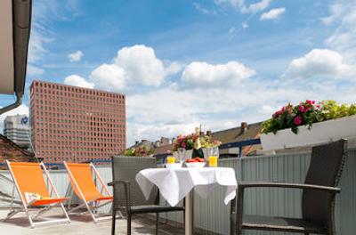 بست وسترن پلازا