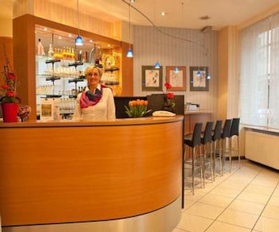 بست وسترن پلازا