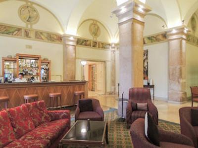 رنسانس امپریال ریدینگ اسکول