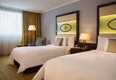 رنسانس امپریال ریدینگ اسکول