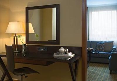 رنسانس امپریال ریدینگ اسکول