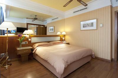 سناتور گران ویا 70 سپا