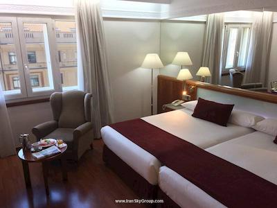 سناتور گران ویا 70 سپا