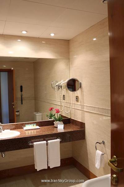 سناتور گران ویا 70 سپا