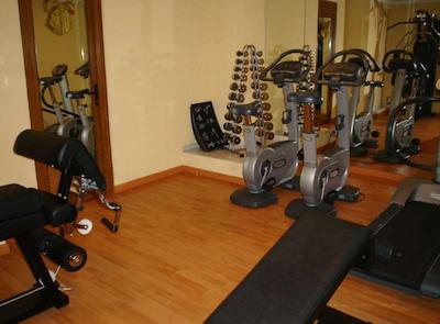 سناتور گران ویا 70 سپا