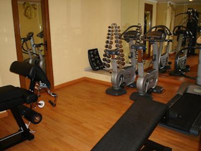 سناتور گران ویا 70 سپا