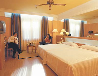 سناتور گران ویا 70 سپا