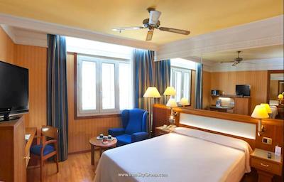 سناتور گران ویا 70 سپا