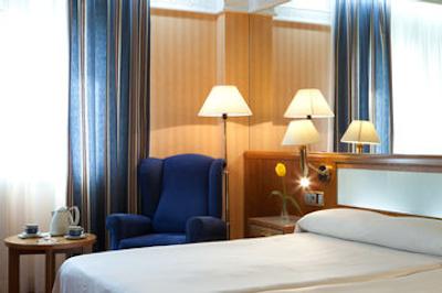 سناتور گران ویا 70 سپا