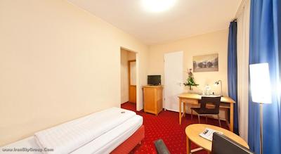 نووم هتل گیتس برلین شارلتنبورگ