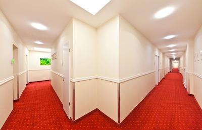 نووم هتل گیتس برلین شارلتنبورگ