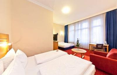 نووم هتل گیتس برلین شارلتنبورگ