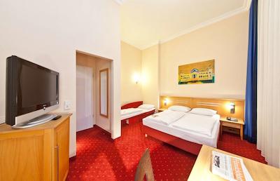 نووم هتل گیتس برلین شارلتنبورگ